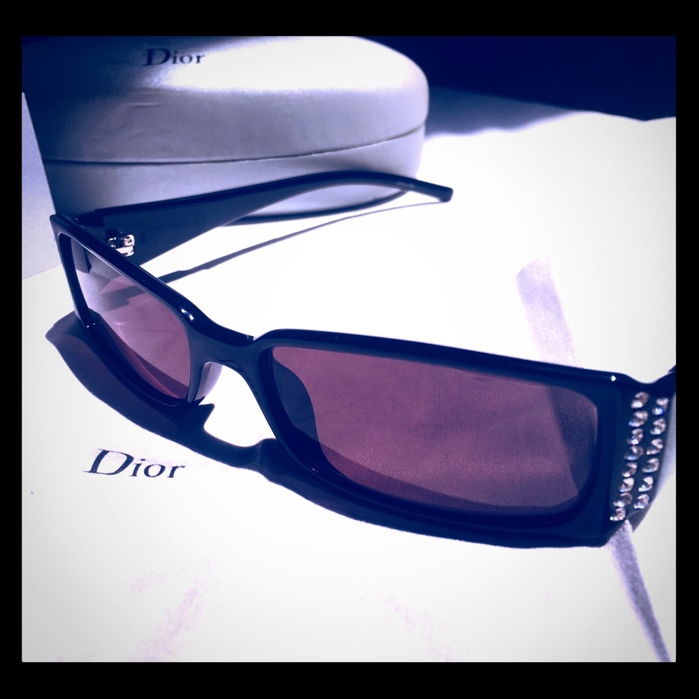 Dior Monday sunglasses w T62 black/crystal accents